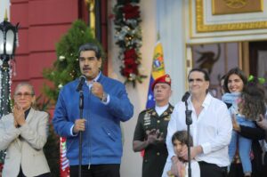 Venezuela volt elnöke, Nicolás Maduro és Alex Saab (a képen jobbra) 2023-ban
